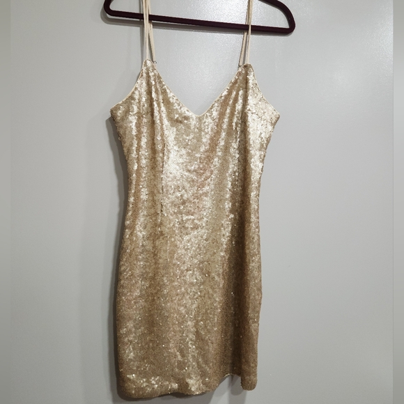 Abercrombie Gold Sequin Dress - Picture 2 of 8